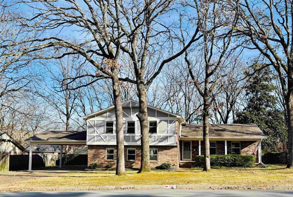 2507 Arkansas Valley Drive, Little Rock, AR 72212