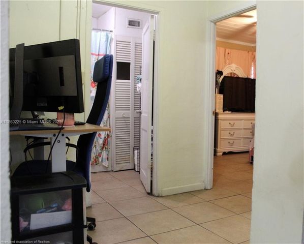 614 N Florida Ave, Other City - In The State Of Florida, FL 33873