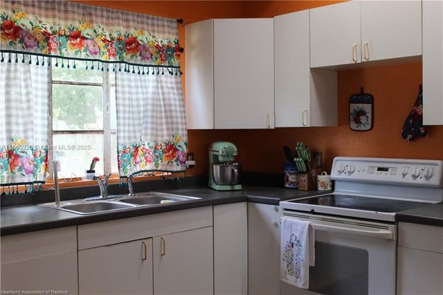 614 N Florida Ave, Other City - In The State Of Florida, FL 33873