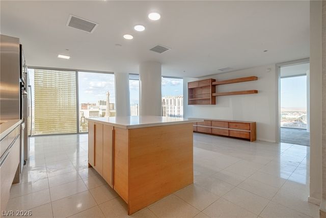 3722 Las Vegas Boulevard 2506, Las Vegas, NV 89158