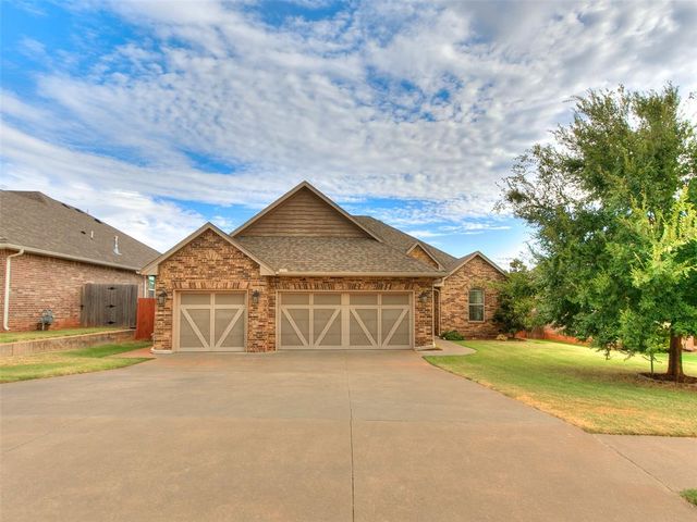 2251 E Kellan Court Terrace, Mustang, OK 73064