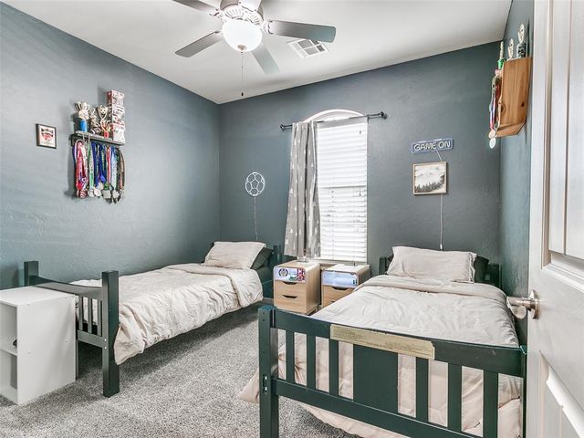 2251 E Kellan Court Terrace, Mustang, OK 73064