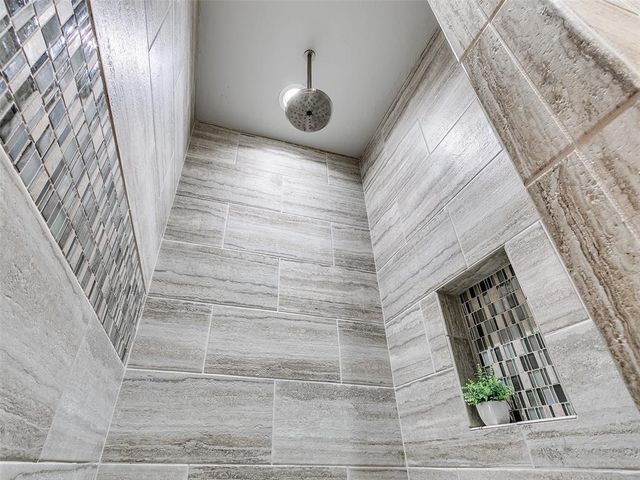 2251 E Kellan Court Terrace, Mustang, OK 73064