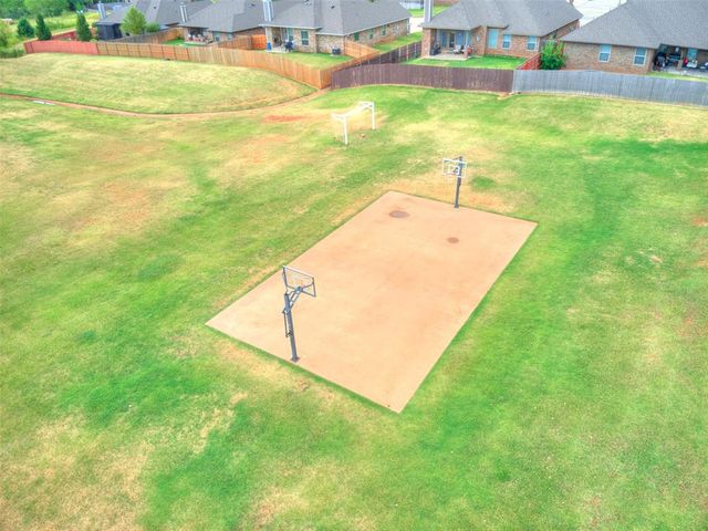 2251 E Kellan Court Terrace, Mustang, OK 73064