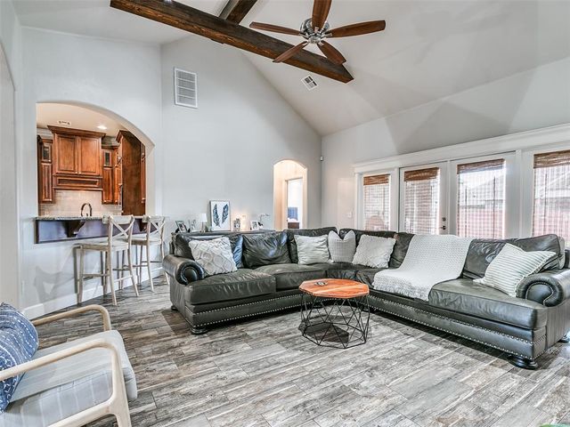 2251 E Kellan Court Terrace, Mustang, OK 73064