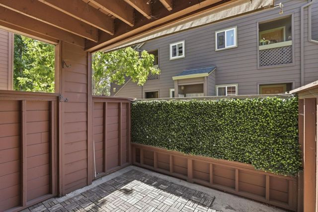 945 Catkin Court, San Jose, CA 95128