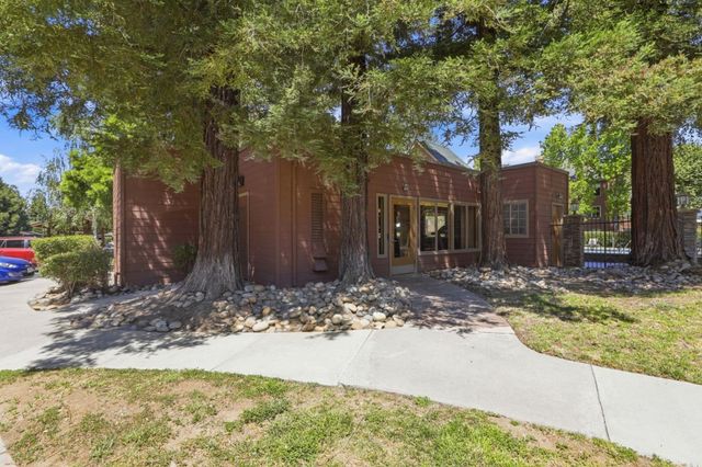 945 Catkin Court, San Jose, CA 95128