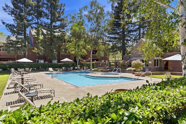 945 Catkin Court, San Jose, CA 95128