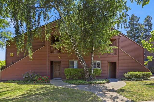 945 Catkin Court, San Jose, CA 95128