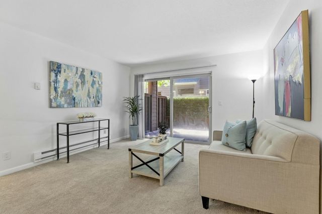 945 Catkin Court, San Jose, CA 95128