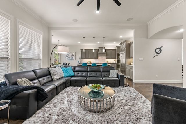 1204 Huron Drive, Grapevine, TX 76051