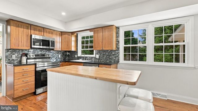 2579 POLK CT, Warrington, PA 18976