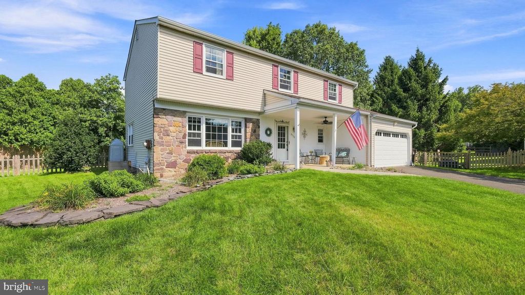 2579 POLK CT, Warrington, PA 18976