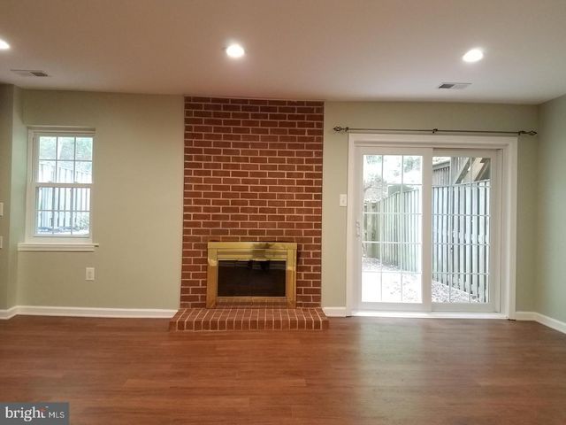 5551 WINFORD CT, Fairfax, VA 22032