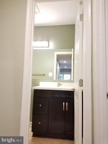 5551 WINFORD CT, Fairfax, VA 22032