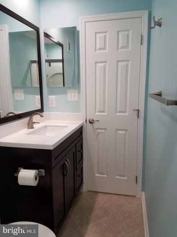 5551 WINFORD CT, Fairfax, VA 22032