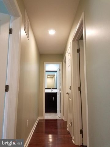 5551 WINFORD CT, Fairfax, VA 22032