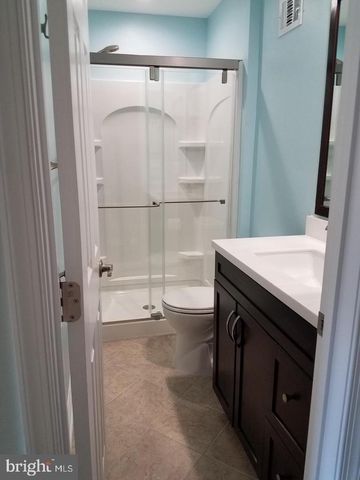 5551 WINFORD CT, Fairfax, VA 22032