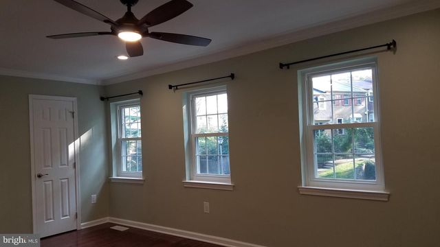 5551 WINFORD CT, Fairfax, VA 22032