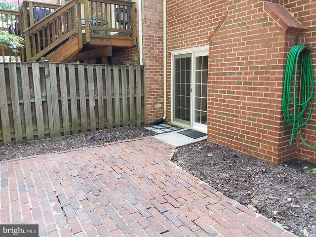 5551 WINFORD CT, Fairfax, VA 22032