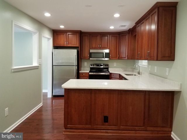 5551 WINFORD CT, Fairfax, VA 22032