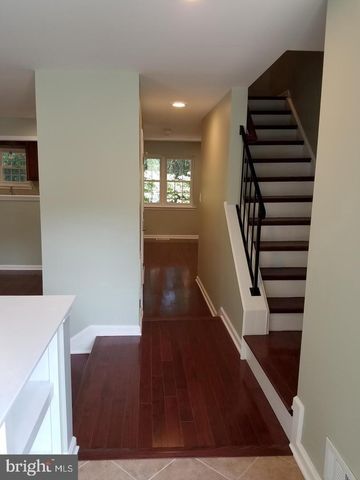 5551 WINFORD CT, Fairfax, VA 22032