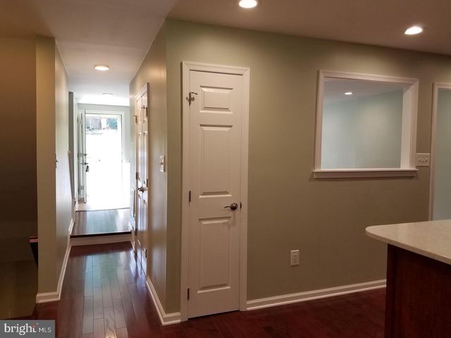 5551 WINFORD CT, Fairfax, VA 22032