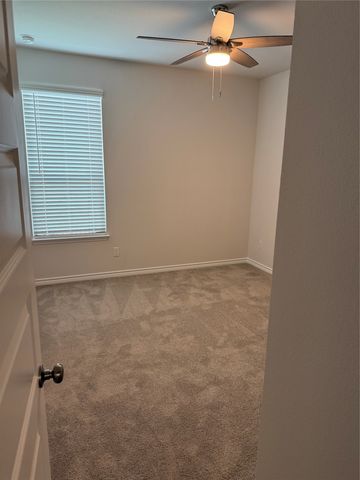 411 Saddle Lane, Denton, TX 76205