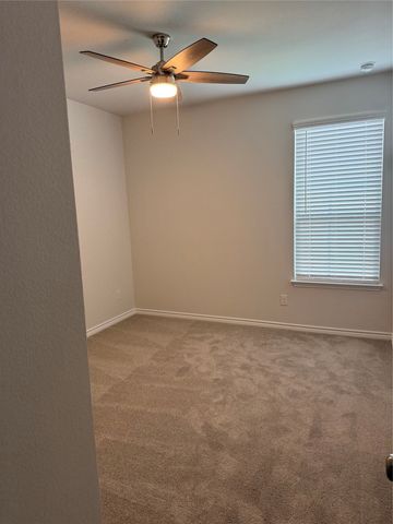 411 Saddle Lane, Denton, TX 76205