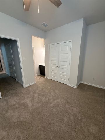 411 Saddle Lane, Denton, TX 76205