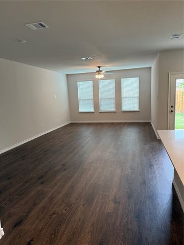 411 Saddle Lane, Denton, TX 76205