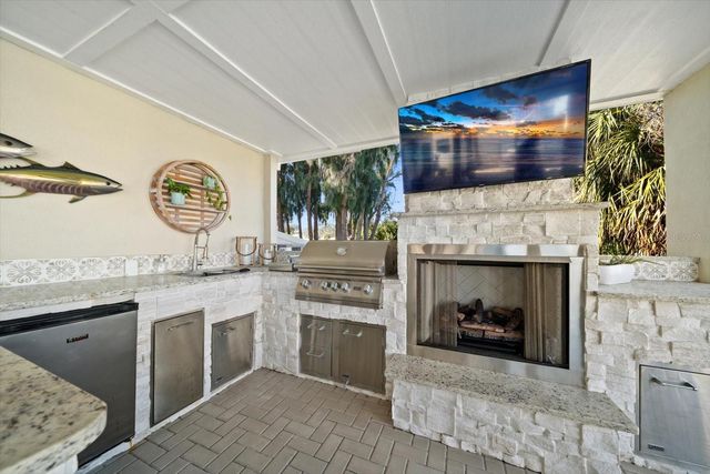 300 6TH AVENUE, Indian Rocks Beach, FL 33785