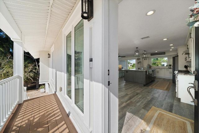 300 6TH AVENUE, Indian Rocks Beach, FL 33785