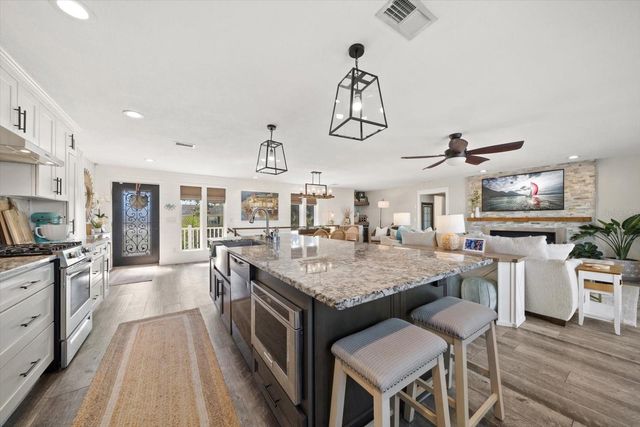 300 6TH AVENUE, Indian Rocks Beach, FL 33785