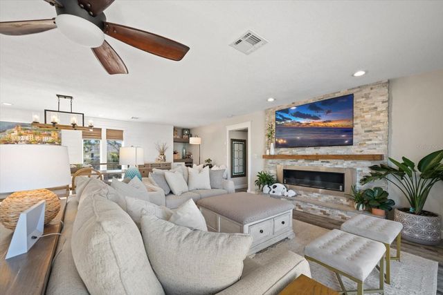 300 6TH AVENUE, Indian Rocks Beach, FL 33785