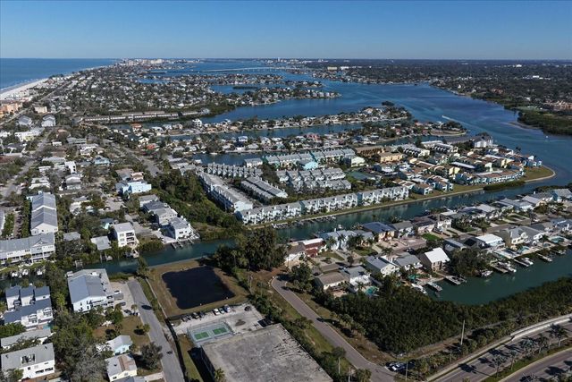 300 6TH AVENUE, Indian Rocks Beach, FL 33785