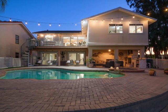 300 6TH AVENUE, Indian Rocks Beach, FL 33785