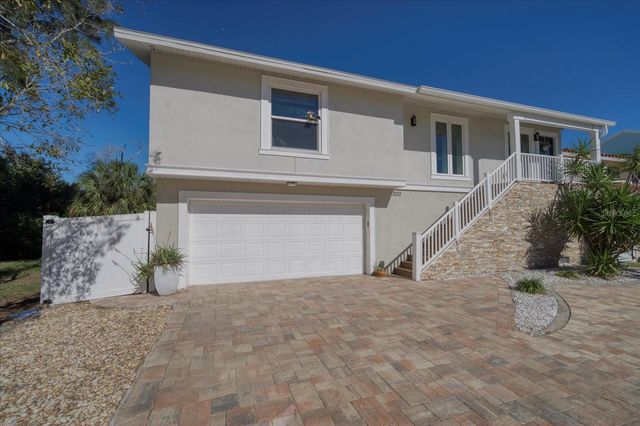 300 6TH AVENUE, Indian Rocks Beach, FL 33785