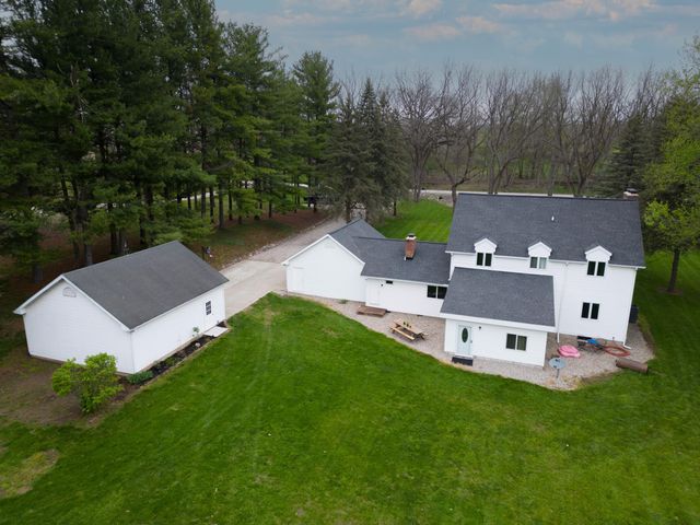 6121 Saline Waterworks Road, Lodi Twp, MI 48176