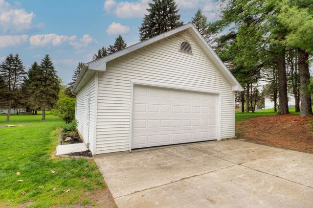 6121 Saline Waterworks Road, Lodi Twp, MI 48176