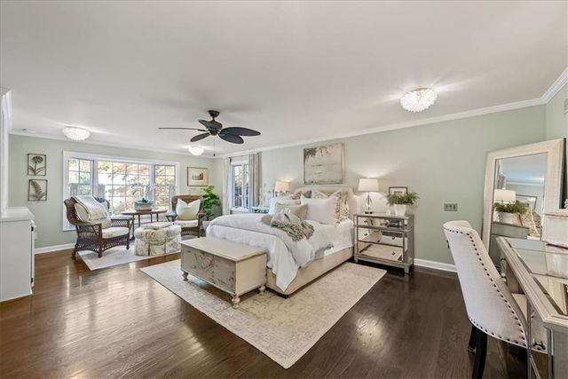 6331 ENSLEY Lane, Mission Hills, KS 66208