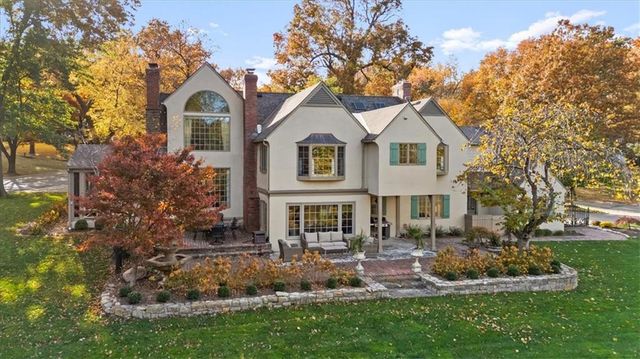6331 ENSLEY Lane, Mission Hills, KS 66208