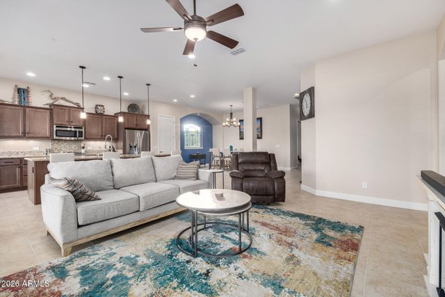 18205 W SEQUOIA Drive, Goodyear, AZ 85338