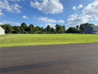 Lot 19 Tradewind Dr, North Beaver Twp, PA 16102