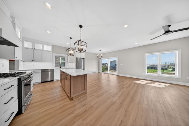 1700 Green Oak Pass, Tiffin, IA 52340