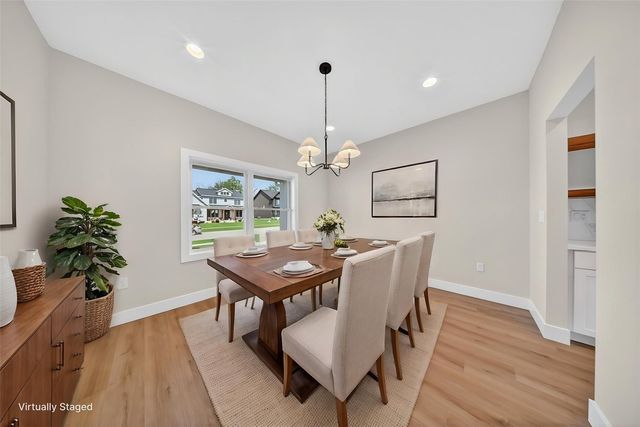 1700 Green Oak Pass, Tiffin, IA 52340