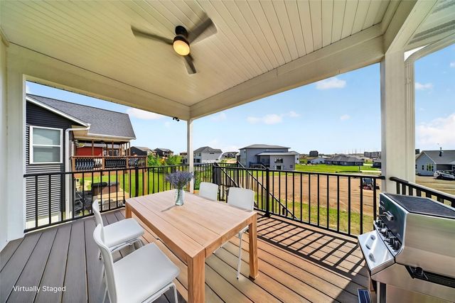 1700 Green Oak Pass, Tiffin, IA 52340