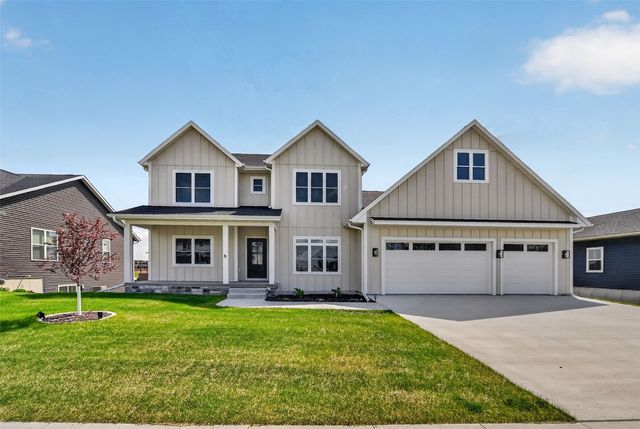 1700 Green Oak Pass, Tiffin, IA 52340