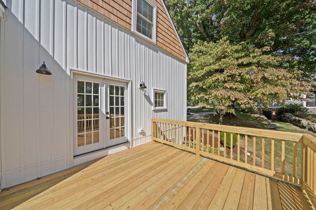 186 Elm, Hanover, MA 02339