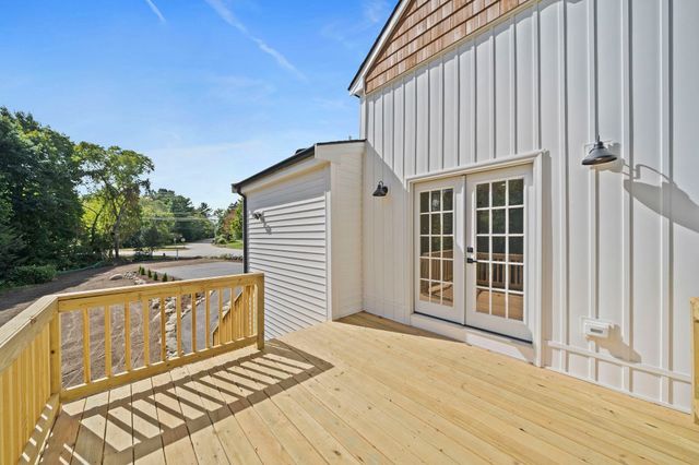 186 Elm, Hanover, MA 02339